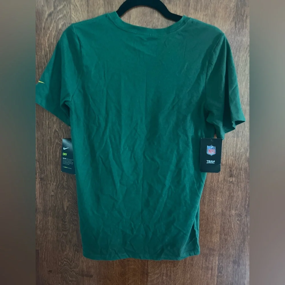 Nike classic green